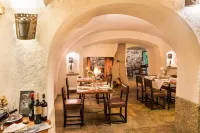 Saint Hubertus Resort - Parking