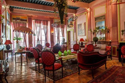 Demeure de Digoine "Chambre d'Hotes" - Bed and breakfasts