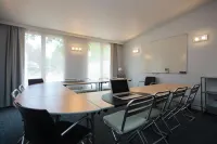 The Originals Boutique, Hôtel Victoria, Fontainebleau Hotels in Barbizon