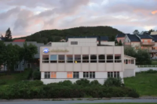 Hotell Maritim Skjervoy โรงแรมใน