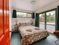 The Whistling Frog Resort Hotels in Chaslands