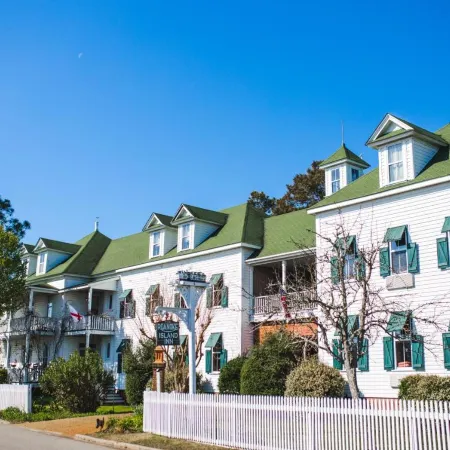Roanoke Island Inn