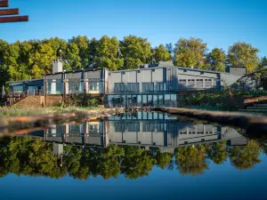 Brahman Hills - Gardens, Hotel & Cottages
