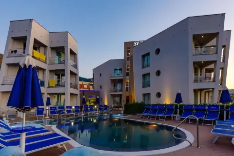 Astro Suite Hotel