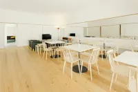 Duas Portas Townhouse Hotels in Lordelo do Ouro