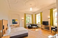 Hotel Kloster Holzen Hôtels à : Asbach-Baumenheim