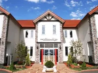 Petit Hotel Blaneneige - parking