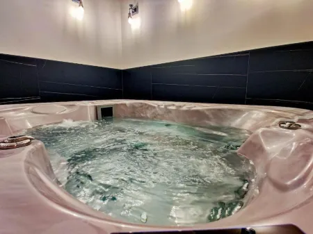 Bahus Inn Отели рядом с достопримечательностью «Земун»