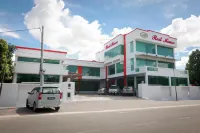 Lsh Rest House Hoteles en Jitra