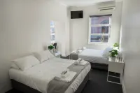 Bar Broadway Hotels near University of Sydney Careers Centre