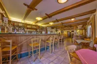 Rifugio Predaia Ai Todes'CI Hotels in Denno
