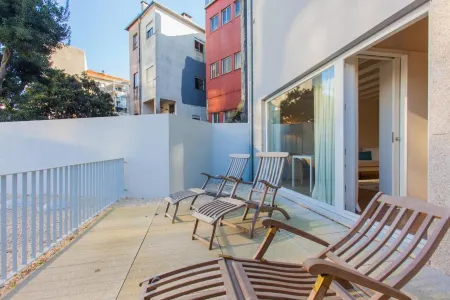 The Art Porto - Holiday Homes Отели рядом с достопримечательностью «Jardim do Infante Dom Henrique»