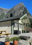 Vollsnes Feriehus Hotels in Stryn