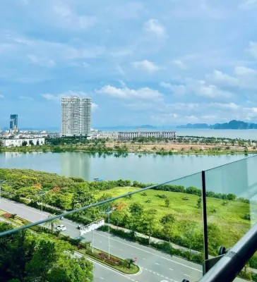 Homestay Greenbay Premium Ha long