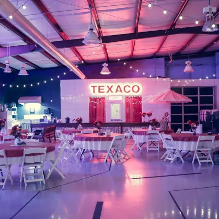 Lone Star Glamp Inn