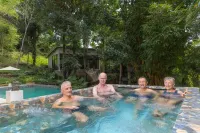 Thalassa Dive & Wellbeing Resort Manado - รีสอร์ท