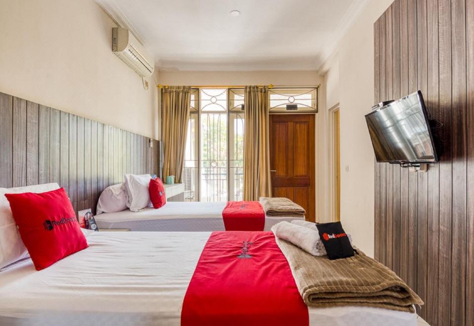 레드도어즈 운타그 수라바야