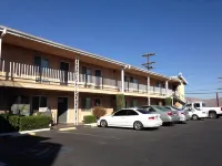 Star Inn on Route 66, Barstow - Motels