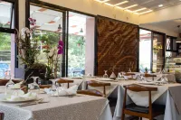Giraffe Boutique Hotel