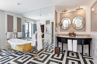 Other Les Ambassadeurs Hotel & Casino Photo