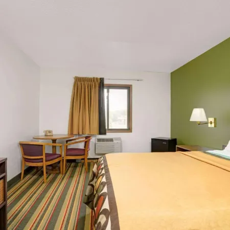Budget Host Inn