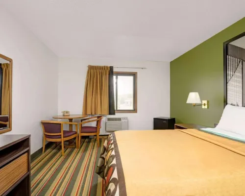 Budget Host Inn Hotels in Wright County