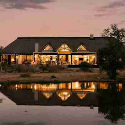Monwana Hotel Exterior