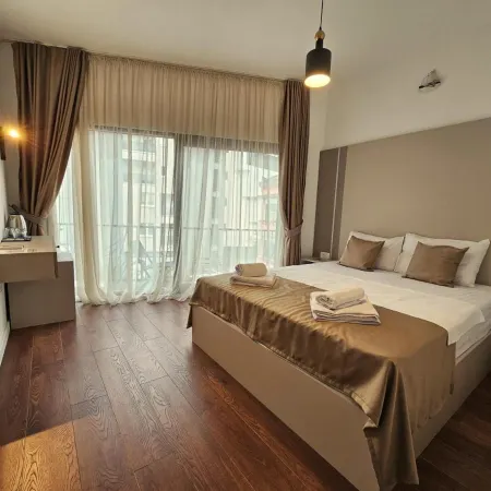 Lolo Luxury rooms & suites