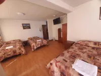 Hostal Aziri Puno Hotels in 