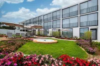 Mónaco Suites & Garden