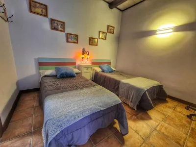 Albergue El Encanto en Villares de Orbigo Hoteles en 