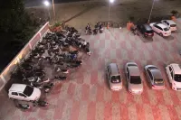 Hotel the Grand Piano - Best Business Hotel in Patan - parking