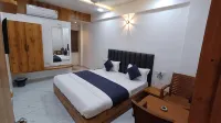 Hotel the Grand Jashi Residency - parking