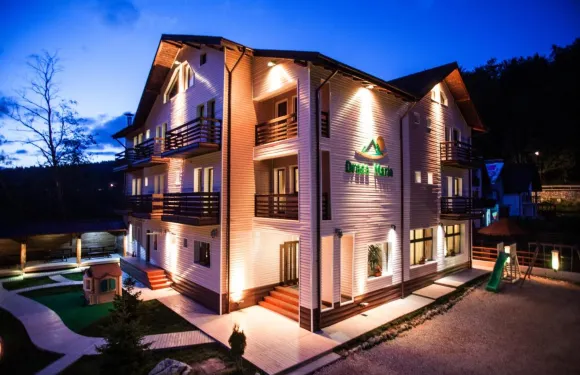 德拉加瑪麗亞酒店