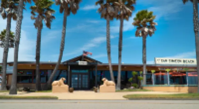 聖西蒙小屋 鄰近San Simeon State Park的酒店