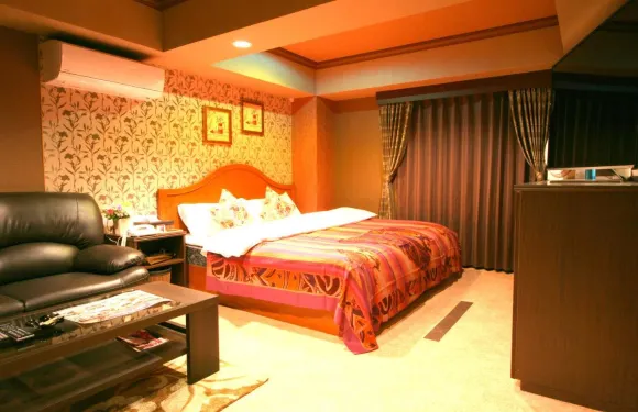 奧拉塞奇國際酒店（限成人）