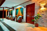Pasific Beach Cottages Hotels in Lombok