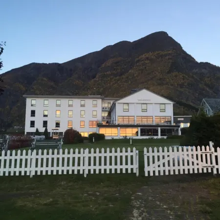 Skjolden Hotel