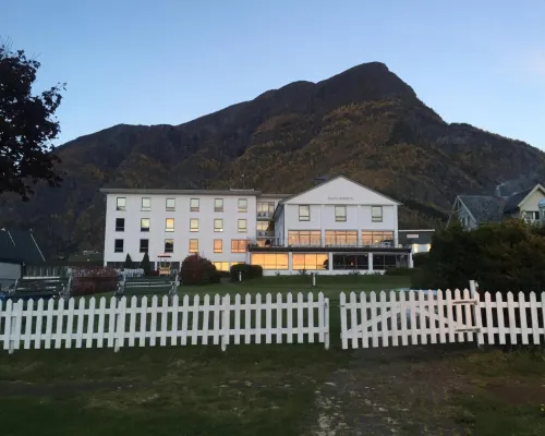 Skjolden Hotel Hotels in Luster