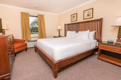 Days Inn & Suites by Wyndham Lake Okeechobee