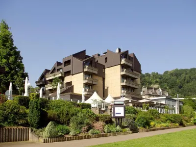 Parkhotel "Am Schänzchen" Hotel dekat Andernach