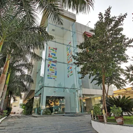 Sai Miracle Hotel