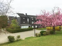 Auberge des 3 Fontaines - Youth Hostel Hotels in Auderghem