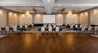 Pomeroy Hotel & Conference Centre