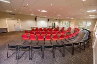 Logis Hôtel Golf le Domaine du Val de Sorne Hoteles en Chille