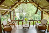 Taman Wisata Bougenville Hotels in Cimaung