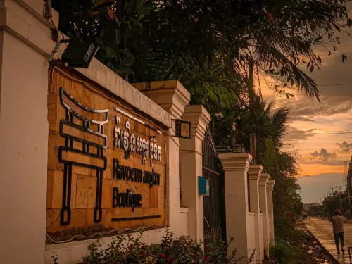 StoIz Angkor Boutique - เปิดใหม่