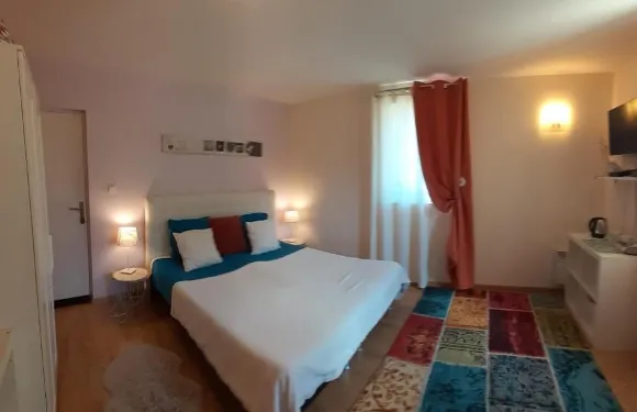 萊斯特拉賽天堂酒店