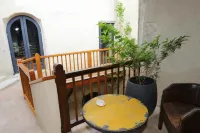 布爾邦家庭旅館 博凱爾住宿飯店