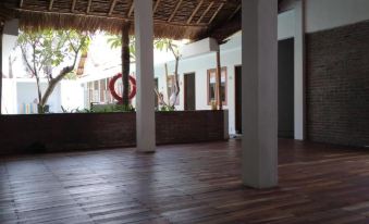 Roots Hotel Trawangan